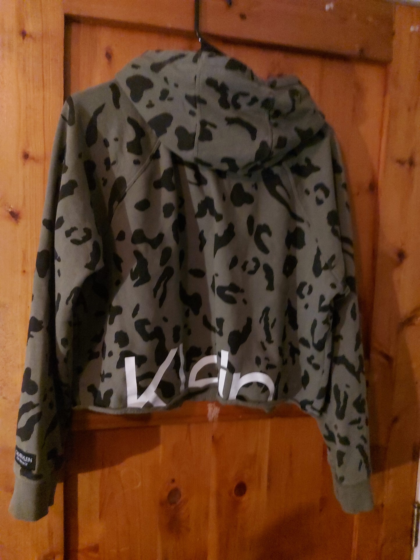 Calvin Klein Cropped Hoodie